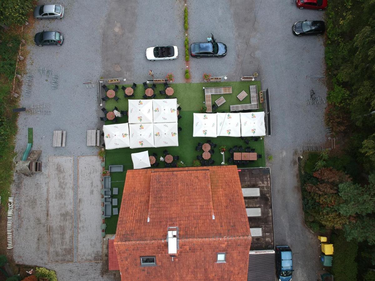 B&B The New Challenge Gierle Exterior photo